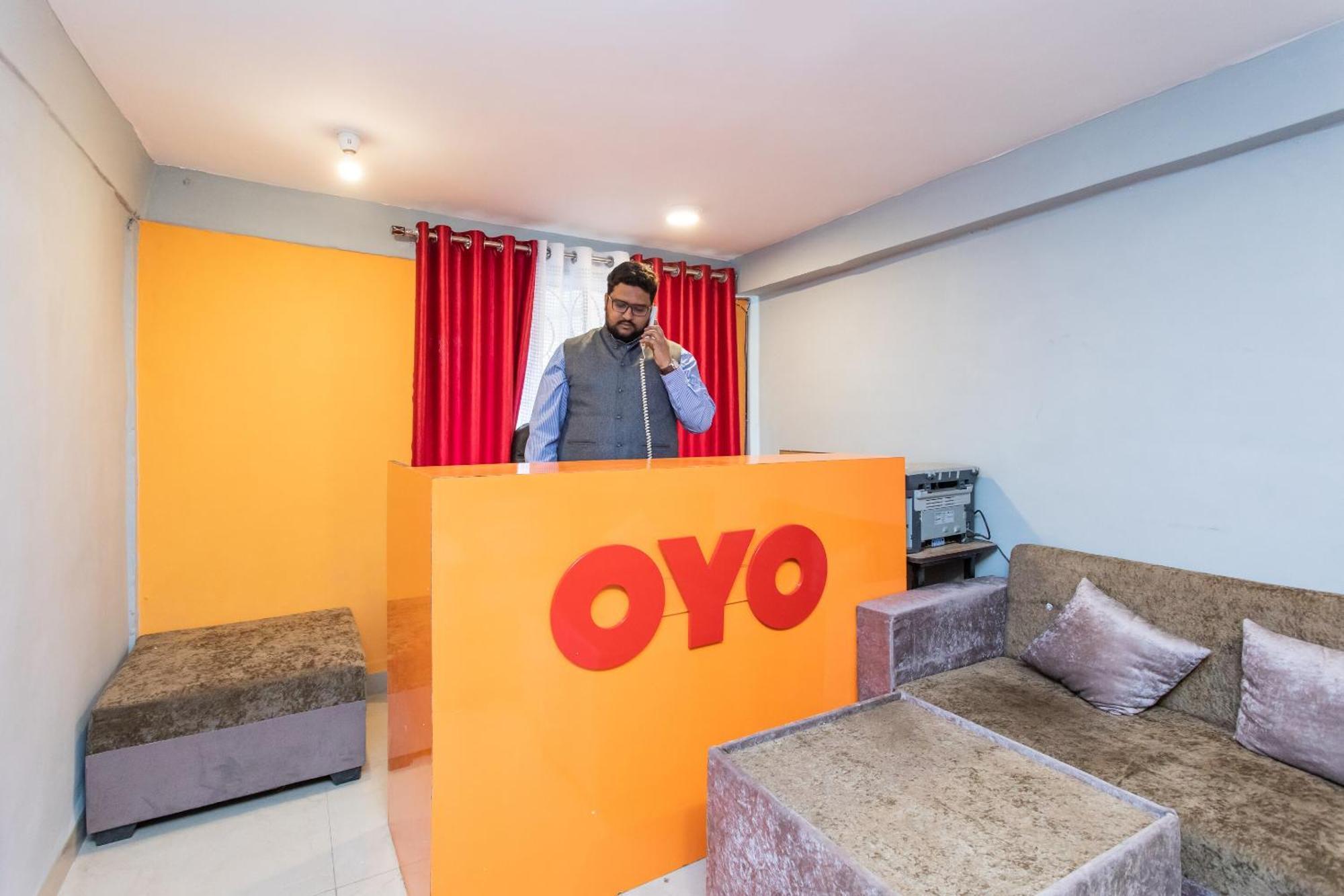 Hotel O Apple Tree Indaur Kültér fotó